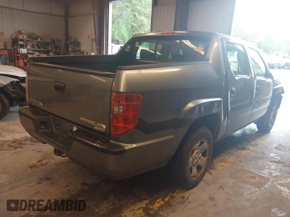 2009 Honda Ridgeline RT with VIN 5FPYK16279B104907, listed as a IAAI auction lot 42197433 with 244,260 mi miles. Bid and sale history available at carsss.com. Image 4.