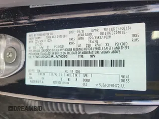 2021 Ford Escape SE z VIN 1FMCU9G63MUA74393, wystawiony jako IAAI lot #42285594 z przebiegiem 19 857 mil mil oraz . Historia ofert i sprzedaży dostępna na DreamBid. Obrazek 1.