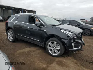 2021 Cadillac XT5 AWD Luxury z VIN 1GYKNBR4XMZ112957, wystawiony jako Copart lot #45513165 z przebiegiem 45 322 mil mil oraz Czysty tytuł • Clean title. Historia ofert i sprzedaży dostępna na DreamBid. Obrazek 4.