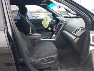2014 Ford Explorer XLT with VIN 1FM5K8D86EGA67095, listed as a IAAI auction lot 41953602 with 122,930 mi miles and . Bid and sale history available at carsss.com. Image 5.