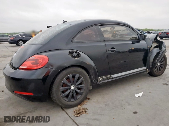 2013 Volkswagen Beetle Entry with VIN 3VWFP7AT8DM630744, listed as a Copart auction lot 51140035 with 118,649 mi miles and Clean Title. Bid and sale history available at DreamBid. Image 3.