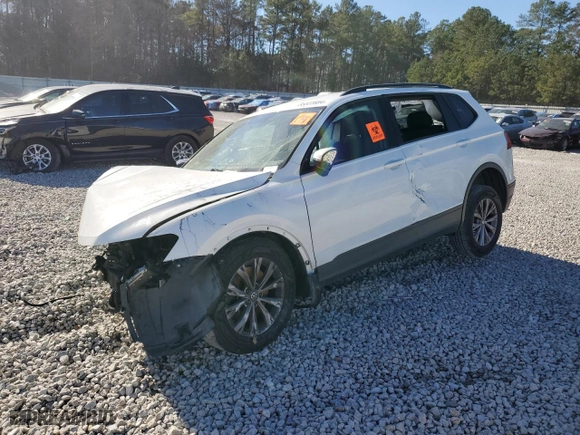 2018 Volkswagen Tiguan S with VIN 3VV1B7AX1JM109375, listed as a Copart auction lot 85322684 with 0 mi miles and Salvage Title. Bid and sale history available at carsss.com. Image 1.
