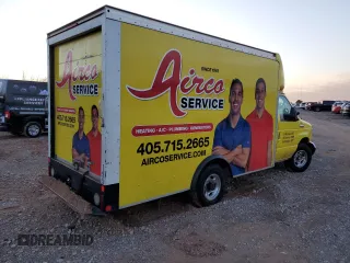 2016 Ford Econoline Commercial z VIN 1FDWE3FL7GDC36478, wystawiony jako Copart lot #86727284 z przebiegiem Nie podano mil oraz Szkoda całkowita • Salvage title. Historia ofert i sprzedaży dostępna na DreamBid. Obrazek 3.