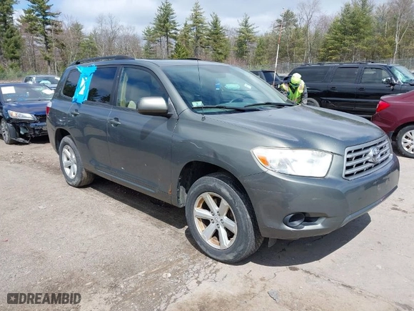 2008 Toyota Highlander with VIN JTEES41A282010507, listed as a IAAI auction lot 41999562 with 204,868 mi miles. Bid and sale history available at carsss.com. Image 1.