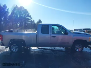 2013 Chevrolet Silverado 1500 LT with VIN 1GCRCSEA4DZ239287, listed as a IAAI auction lot 41634783 with 94,279 mi miles. Bid and sale history available at carsss.com. Image 14.
