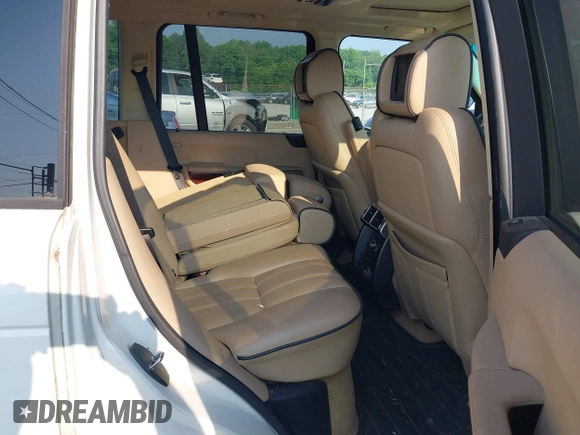 2010 Land Rover Range Rover HSE Lux z VIN SALMF1D48AA314650, wystawiony jako IAAI lot #42393293 z przebiegiem 183 430 mil mil oraz . Historia ofert i sprzedaży dostępna na DreamBid. Obrazek 8.