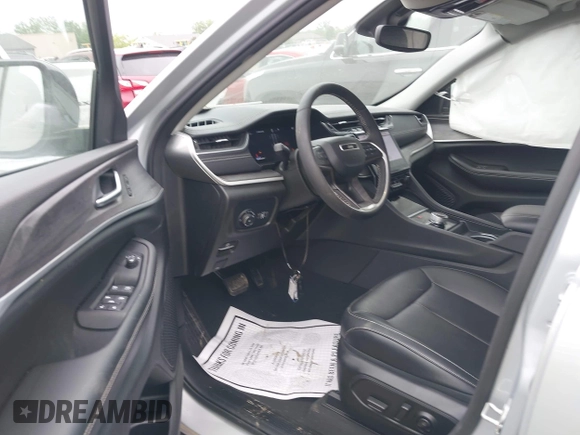 2024 Jeep Grand Cherokee Limited with VIN 1C4RJHBG5RC679868, listed as a IAAI auction lot 42409712 with 21,035 mi miles and . Bid and sale history available at DreamBid. Image 5.