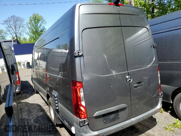 2021 Mercedes-Benz Sprinter with VIN W1W9ED3YXMT069207, listed as a Copart auction lot 53903884 with 17,612 mi miles and Clean Title. Bid and sale history available at DreamBid. Image 3.
