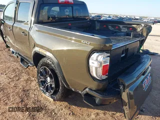 2024 GMC Canyon 4WD Elevation with VIN 1GTP6BEKXR1149672, listed as a IAAI auction lot 40452549 with 1 mi miles. Bid and sale history available at carsss.com. Image 19.