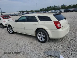 2006 Dodge Magnum SXT with VIN 2D4GZ47V16H149067, listed as a Copart auction lot 67564774 with 238,207 mi miles and Salvage Title. Bid and sale history available at carsss.com. Image 2.