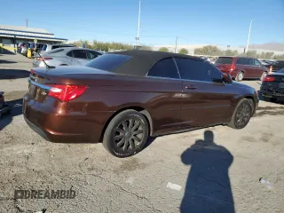 2013 Chrysler 200 Touring z VIN 1C3BCBEG2DN703954, wystawiony jako Copart lot #83641284 z przebiegiem 110 184 mil mil oraz Szkoda całkowita • Salvage title. Historia ofert i sprzedaży dostępna na DreamBid. Obrazek 3.