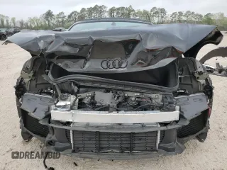 2018 Audi R8 z VIN WUAVACFX8J7900987, wystawiony jako Copart lot #45409684 z przebiegiem 6572 mil mil oraz . Historia ofert i sprzedaży dostępna na DreamBid. Obrazek 5.