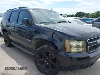 2007 Chevrolet Tahoe LT with VIN 1GNFC13087R188069, listed as a IAAI auction lot 42473664 with 195,237 mi miles and . Bid and sale history available at DreamBid. Image 1.