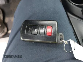 2016 Toyota RAV4 Limited с VIN JTMDJREV5GD020013, выставлен на аукционе IAAI как лот 42461822 с пробегом 186 402 миль миль и . История ставок и продаж доступна на DreamBid. Изображение 11.