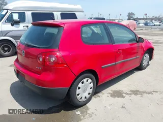 2008 Volkswagen Rabbit S z VIN WVWBA71K58W170510, wystawiony jako IAAI lot #42495771 z przebiegiem 91 929 mil mil oraz . Historia ofert i sprzedaży dostępna na DreamBid. Obrazek 4.