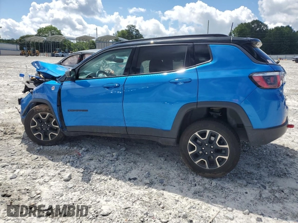 2018 Jeep Compass Trailhawk with VIN 3C4NJDDB1JT501151, listed as a Copart auction lot 60978135 with Not provided miles and Salvage title. Bid and sale history available at DreamBid. Image 2.