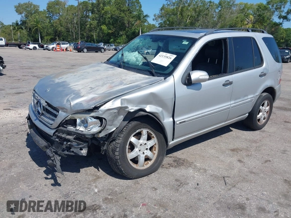 2004 Mercedes-Benz M 350 with VIN 4JGAB57E84A472827, listed as a IAAI auction lot 42135826 with 221,174 mi miles and . Bid and sale history available at DreamBid. Image 2.