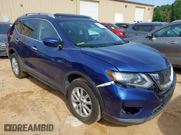 2017 Nissan Rogue SV z VIN 5N1AT2MV0HC841769, wystawiony jako IAAI lot #42295364 z przebiegiem 64 541 mil mil oraz . Historia ofert i sprzedaży dostępna na DreamBid. Obrazek 1.