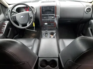 2006 Ford Explorer Limited with VIN 1FMEU758X6UA18780, listed as a Copart auction lot 52950115 with 117,321 mi miles and Salvage Title. Bid and sale history available at DreamBid. Image 8.