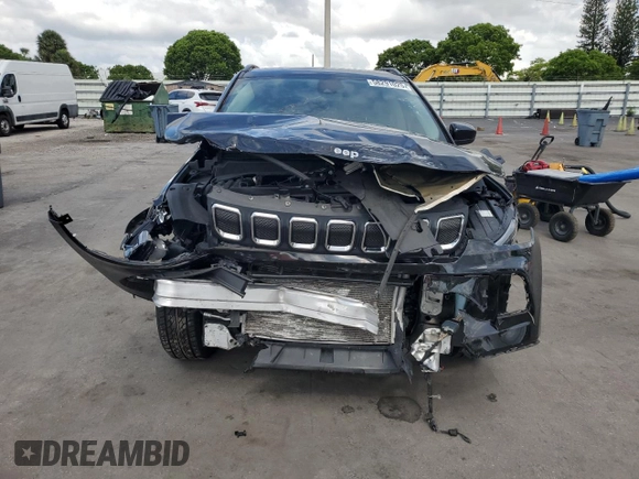 2022 Jeep Compass Latitude z VIN 3C4NJCBB0NT218033, wystawiony jako Copart lot #58291025 z przebiegiem 25 212 mil mil oraz Nie do naprawy • Non repairable. Historia ofert i sprzedaży dostępna na DreamBid. Obrazek 5.