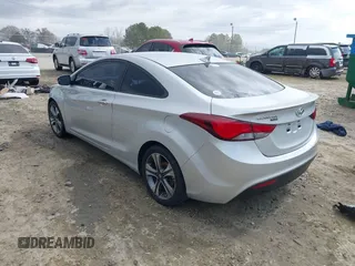 2014 Hyundai Elantra z VIN KMHDH6AH3EU026718, wystawiony jako IAAI lot #41721610 z przebiegiem 109 338 mil mil oraz . Historia ofert i sprzedaży dostępna na DreamBid. Obrazek 3.