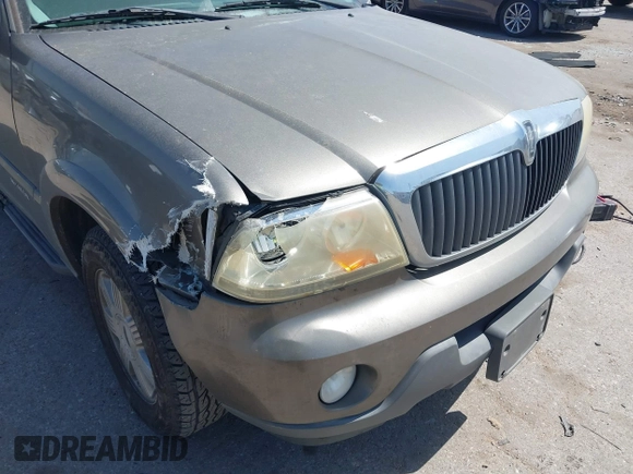 2004 Lincoln Aviator Luxury z VIN 5LMEU68H74ZJ01196, wystawiony jako IAAI lot #41853470 z przebiegiem 102 112 mil mil oraz . Historia ofert i sprzedaży dostępna na DreamBid. Obrazek 6.