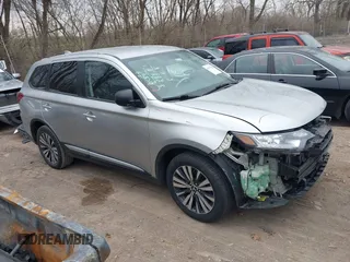2020 Mitsubishi Outlander ES z VIN JA4AZ3A32LZ026792, wystawiony jako IAAI lot #41907596 z przebiegiem 145 638 mil mil oraz . Historia ofert i sprzedaży dostępna na DreamBid. Obrazek 1.