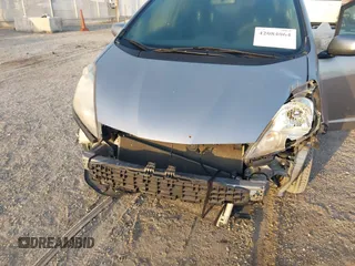 2010 Honda Fit Sport with VIN JHMGE8H48AS025240, listed as a IAAI auction lot 42084064 with 146,580 mi miles. Bid and sale history available at carsss.com. Image 13.