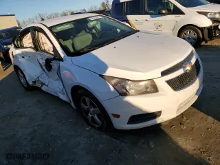 2014 Chevrolet Cruze 1LT with VIN 1G1PC5SB9E7294393, listed as a Copart auction lot 88645355 with 100,044 mi miles and Salvage Title. Bid and sale history available at carsss.com. Image 4.