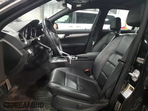 2014 Mercedes-Benz C 300 Sport with VIN WDDGF8AB7ER321568, listed as a Copart auction lot 54404215 with 88,313 mi miles and Salvage Title. Bid and sale history available at DreamBid. Image 7.