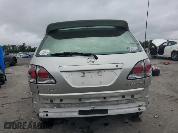 2003 Lexus RX 300 z VIN JTJHF10U130298408, wystawiony jako Copart lot #58018395 z przebiegiem 218 010 mil mil oraz Szkoda całkowita • Salvage title. Historia ofert i sprzedaży dostępna na DreamBid. Obrazek 6.