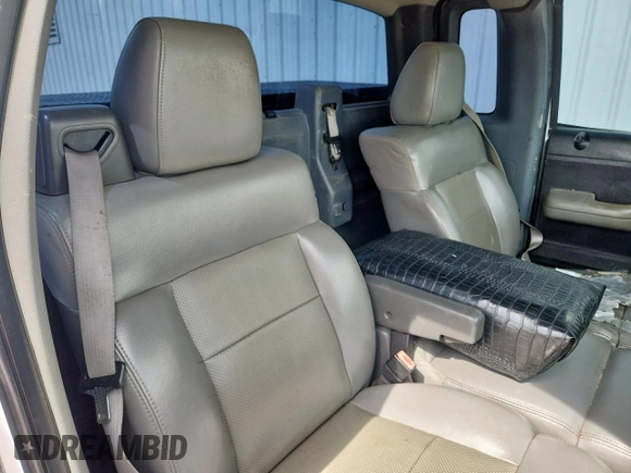 2005 Ford F-150 XL with VIN 1FTRF12W95NB49174, listed as a Copart auction lot 58858705 with 154,626 mi miles and Clean title. Bid and sale history available at DreamBid. Image 10.