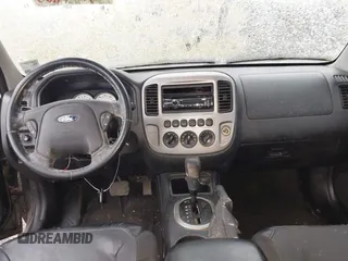 2005 Ford Escape Limited с VIN 1FMCU94105KA84482, выставлен на аукционе IAAI как лот 42364481 с пробегом 191 036 миль миль и . История ставок и продаж доступна на DreamBid. Изображение 17.
