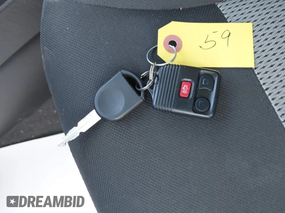 2005 Ford Escape XLT z VIN 1FMCU931X5KD62886, wystawiony jako IAAI lot #42564007 z przebiegiem 134 080 mil mil oraz . Historia ofert i sprzedaży dostępna na DreamBid. Obrazek 11.