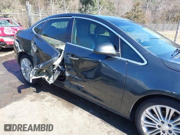 2014 Buick Verano with VIN 1G4PP5SK3E4149259, listed as a IAAI auction lot 41522459 with 228,374 mi miles. Bid and sale history available at carsss.com. Image 6.