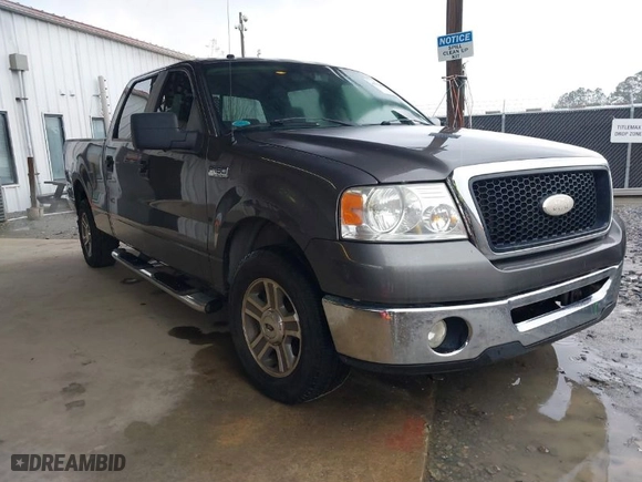 2007 Ford F-150 XLT with VIN 1FTPW12V97FB41216, listed as a IAAI auction lot 41754015 with 248,938 mi miles. Bid and sale history available at carsss.com. Image 1.