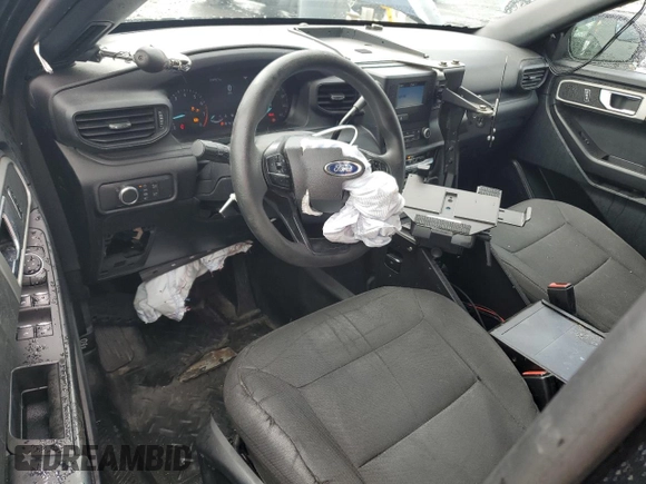 2021 Ford Police Interceptor Utility z VIN 1FM5K8AB6MGC24011, wystawiony jako Copart lot #57274085 z przebiegiem 51 479 mil mil oraz Szkoda całkowita • Salvage title. Historia ofert i sprzedaży dostępna na DreamBid. Obrazek 8.