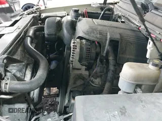 2009 Cadillac Escalade ESV with VIN 1GYFK26209R117282, listed as a IAAI auction lot 41224943 with 222,927 mi miles and . Bid and sale history available at DreamBid. Image 19.