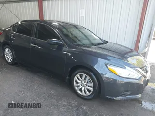 2018 Nissan Altima SV with VIN 1N4AL3APXJC270416, listed as a IAAI auction lot 42059145 with 157,877 mi miles and . Bid and sale history available at carsss.com. Image 1.
