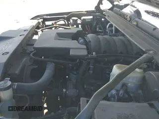 2019 Chevrolet Tahoe Premier с VIN 1GNSCCKC5KR260277, выставлен на аукционе IAAI как лот 41650681 с пробегом 95 483 миль миль и . История ставок и продаж доступна на DreamBid. Изображение 19.