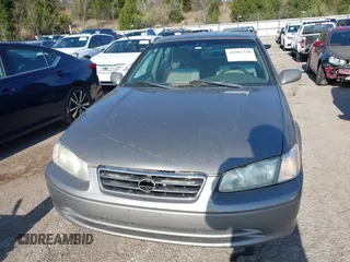 2001 Toyota Camry CE with VIN 4T1BG22K01U072966, listed as a IAAI auction lot 41985720 with 161,273 mi miles and . Bid and sale history available at carsss.com. Image 6.