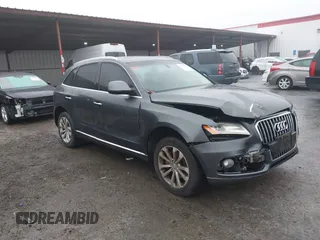 2017 Audi Q5 Premium with VIN WA1C2AFPXHA070817, listed as a IAAI auction lot 41127583 with 101,671 mi miles. Bid and sale history available at carsss.com. Image 1.