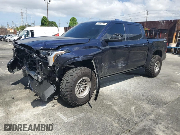 2024 Toyota Tundra SR5 с VIN 5TFLA5DBXRX158501, выставлен на аукционе Copart как лот 56897765 с пробегом 12 998 миль миль и Списание • Salvage title. История ставок и продаж доступна на DreamBid. Изображение 1.