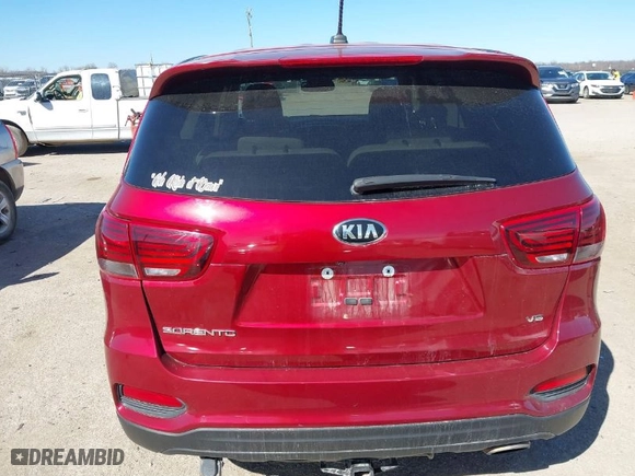 2019 Kia Sorento LX V6 with VIN 5XYPG4A5XKG456080, listed as a IAAI auction lot 41683946 with NaN miles. Bid and sale history available at carsss.com. Image 16.