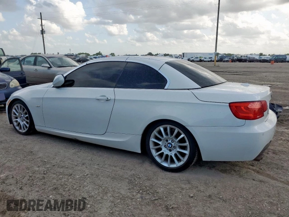 2012 BMW 3 Series 328i z VIN WBADW3C50CE822438, wystawiony jako Copart lot #61814435 z przebiegiem 153 078 mil mil oraz Czysty tytuł • Clean title. Historia ofert i sprzedaży dostępna na DreamBid. Obrazek 2.