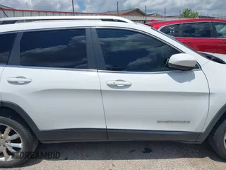 2014 Jeep Cherokee Limited с VIN 1C4PJLDB5EW129798, выставлен на аукционе IAAI как лот 42686216 с пробегом 158 390 миль миль и . История ставок и продаж доступна на DreamBid. Изображение 13.