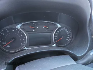 2024 GMC Terrain AT4 z VIN 3GKALYEGXRL189759, wystawiony jako Copart lot #43773235 z przebiegiem Nie podano mil oraz Szkoda całkowita • Salvage title. Historia ofert i sprzedaży dostępna na DreamBid. Obrazek 9.