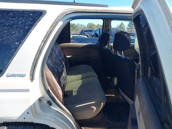 2000 Toyota 4Runner SR5 with VIN JT3HN86R5Y0307401, listed as a IAAI auction lot 41639228 with 318,815 mi miles. Bid and sale history available at carsss.com. Image 8.