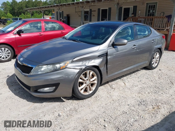 2013 Kia Optima EX z VIN 5XXGN4A73DG246046, wystawiony jako IAAI lot #42196691 z przebiegiem 82 840 mil mil oraz . Historia ofert i sprzedaży dostępna na DreamBid. Obrazek 17.