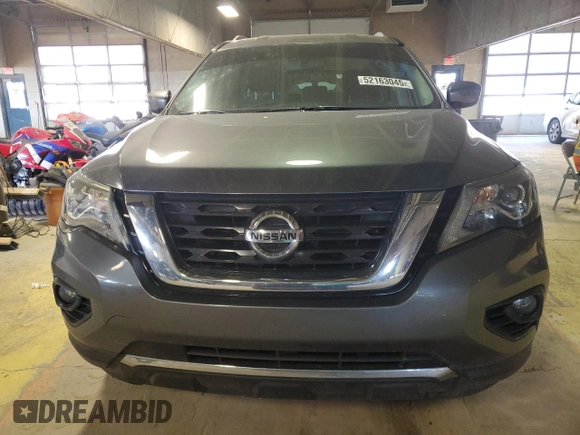 2017 Nissan Pathfinder SV z VIN 5N1DR2MM7HC648330, wystawiony jako Copart lot #52163045 z przebiegiem 138 602 mil mil oraz Szkoda całkowita • Salvage title. Historia ofert i sprzedaży dostępna na DreamBid. Obrazek 5.